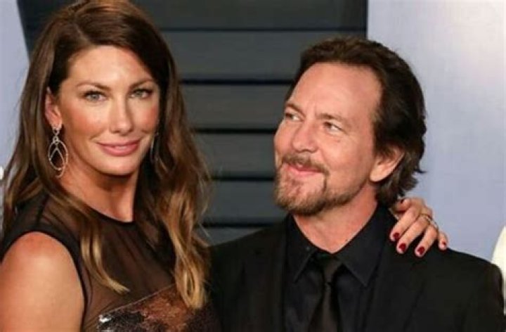 Discovering Jill Vedder Height: A Closer Look At The Life Of Eddie Vedder's Partner