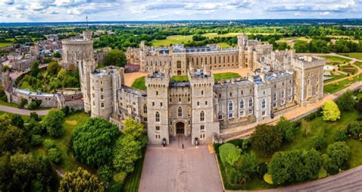 Does Anna Malygon Live in a Castle? Unpacking a Curious Question