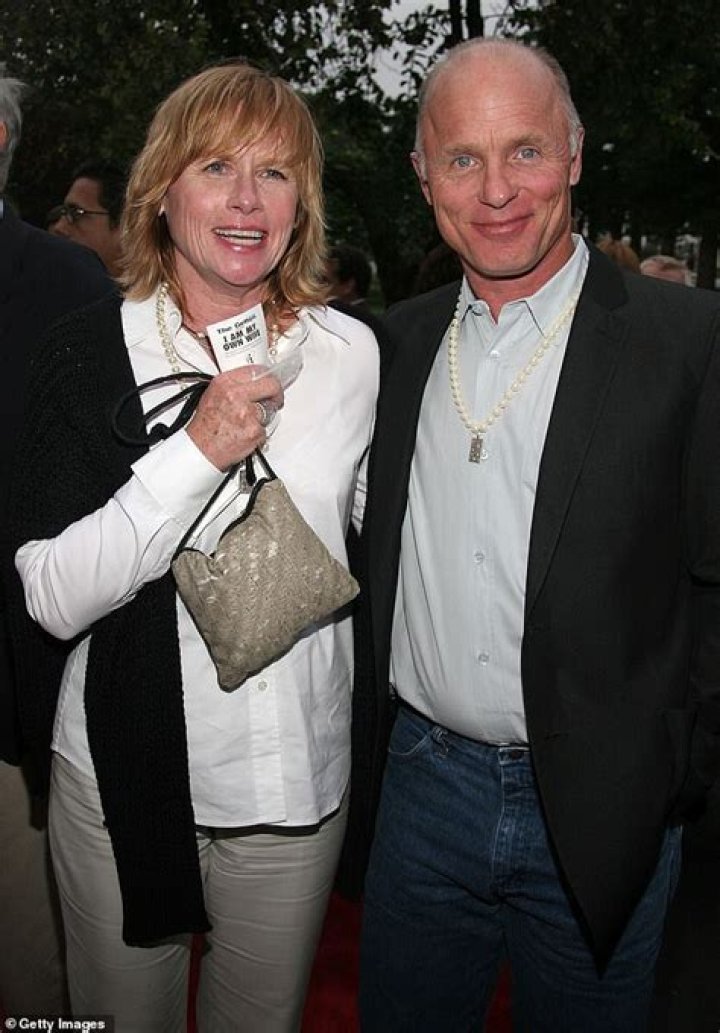 Is Ed Harris Still Married to Amy Madigan? Exploring Their Decades-Long Bond