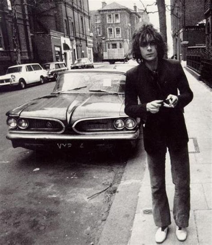Syd Barrett Death: Remembering a Unique Musical Visionary