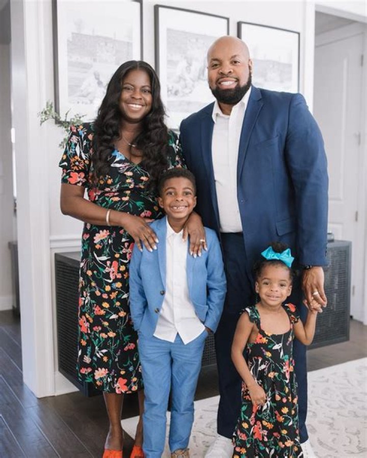 Uncovering the Roots: The Story of Jasmine Crockett Parents and Their Impact