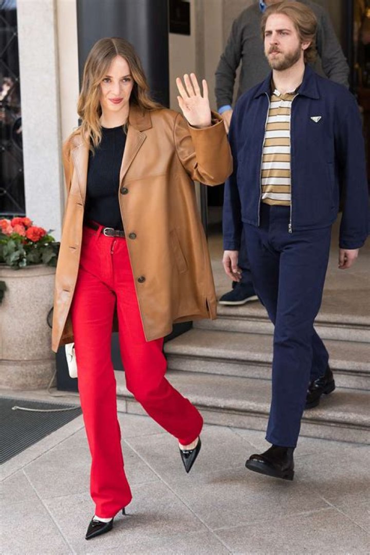 What Condition Does Maya Hawke Have? Unpacking Her Journey